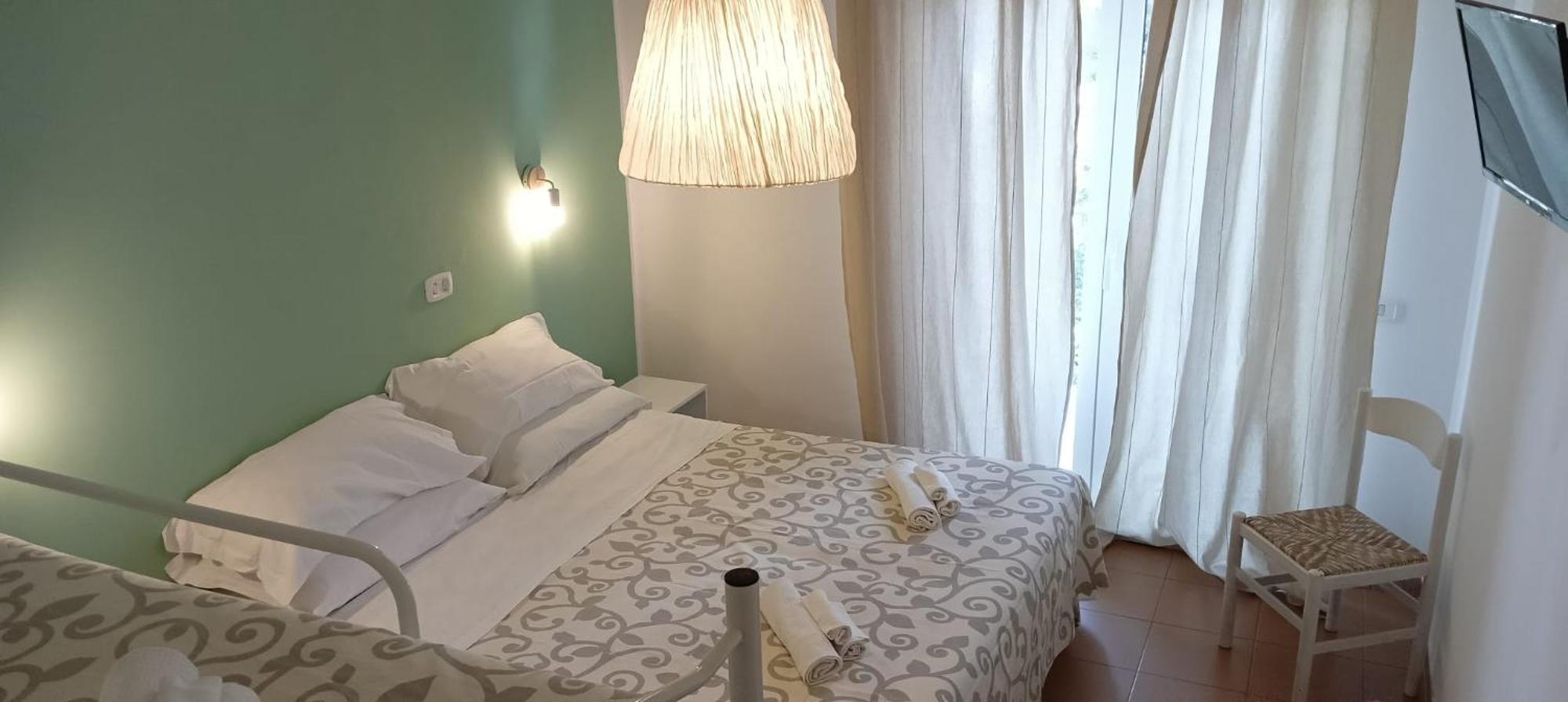 Hotel Petit Силви Марина Екстериор снимка