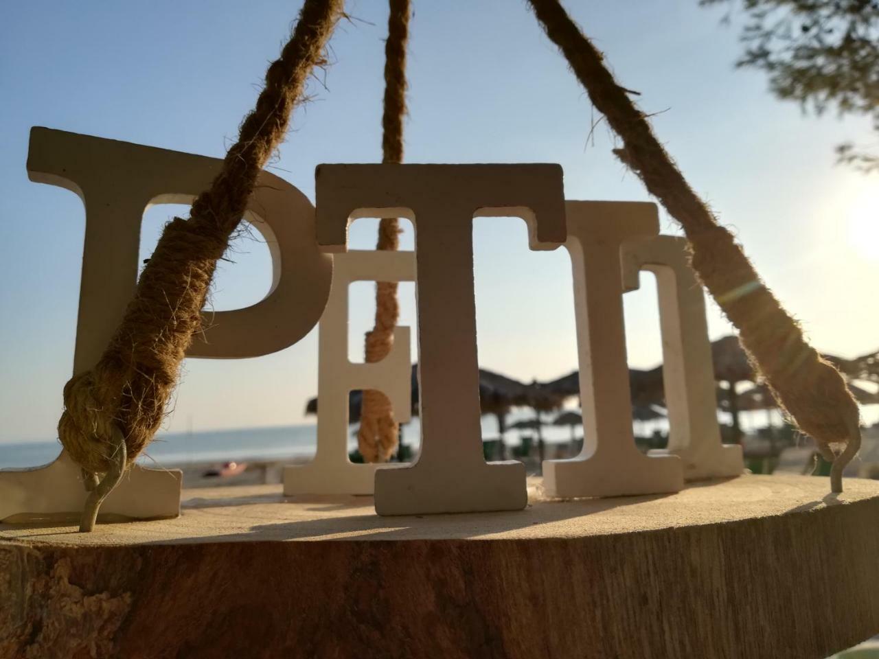 Hotel Petit Силви Марина Екстериор снимка